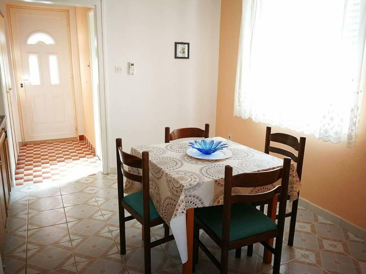 Apartmani Rija 3 Pag Town Kültér fotó