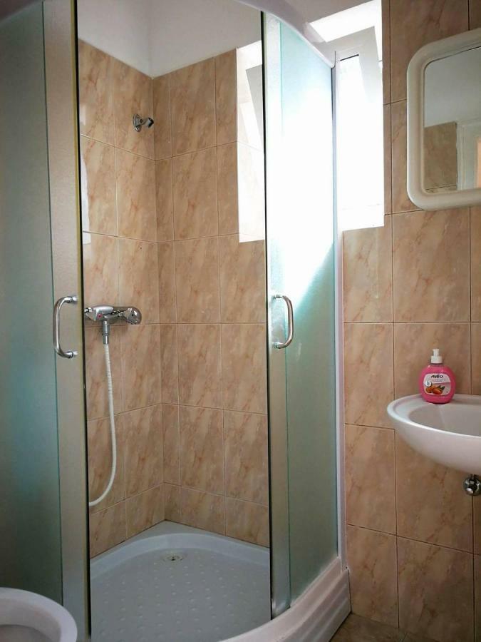 Apartmani Rija 3 Pag Town Kültér fotó