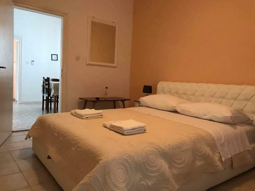 Apartmani Rija 3 Pag Town Kültér fotó